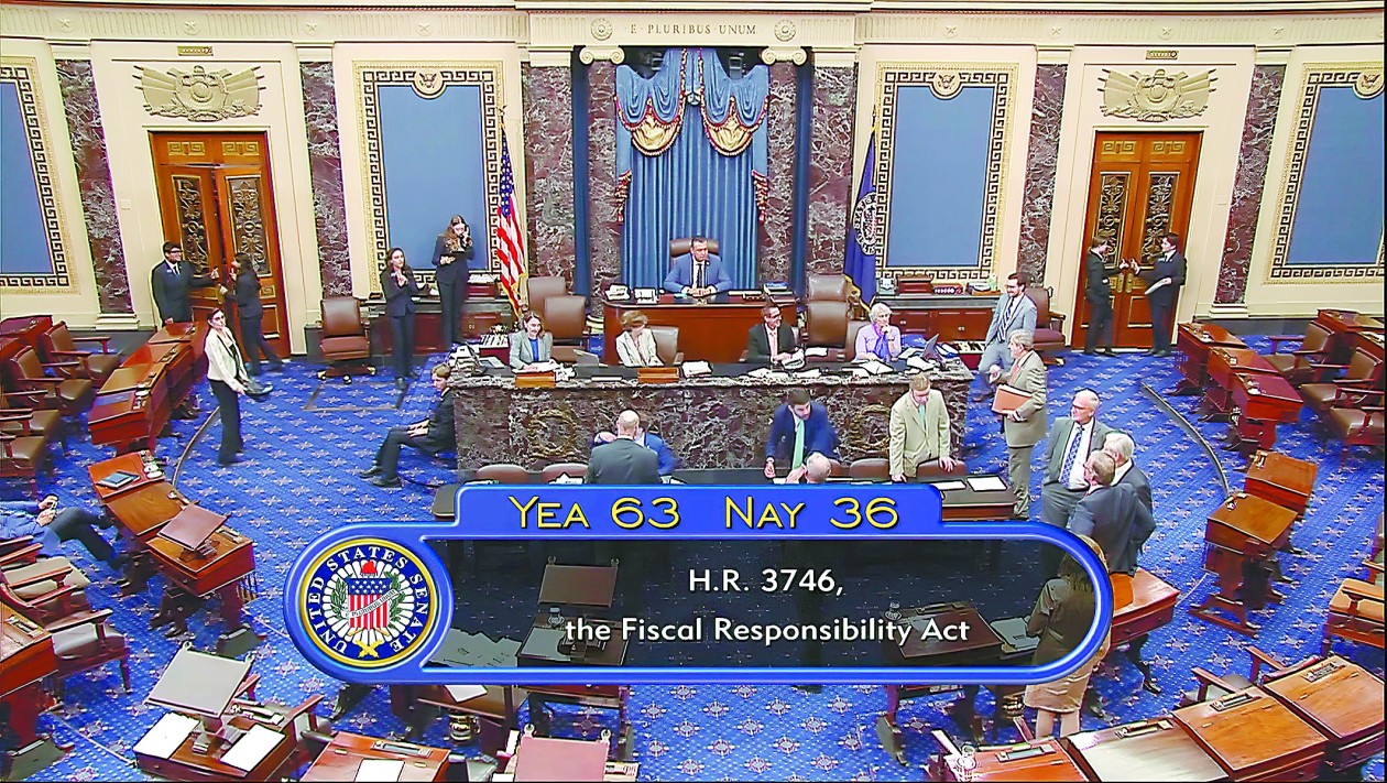 两党吵到最后一刻，问题解决拖到后年，美债危机以“深夜闹剧”收场- 苏里南中华日报